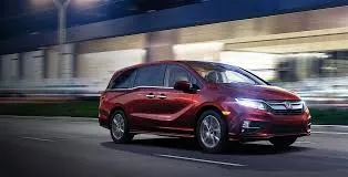 Honda Odyssey Rental – Spacious 4-Seater SUV with Comfort