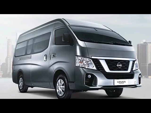 Toyota Hiace (or Similar) – 12-Seater Van